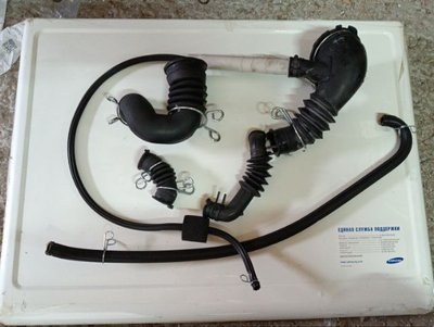 Б/У Комплект патрубків бака пральної машини Samsung WF0702WKE/YLP 1490*E фото