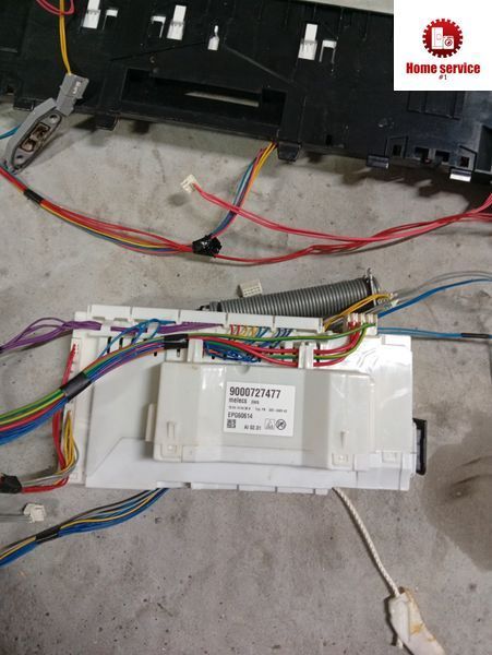 Вживаний комплект електроніки для посудомийної машини Bosch.  9000 727 477. Плата 9000727477. EPG60614   9000957199 3911*E фото