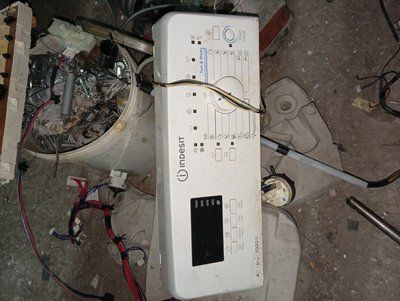 Б/У Модуль управління пральної машини пральної машини Indesit / Whirlpool. 400011231475 W11090226 3711*E фото