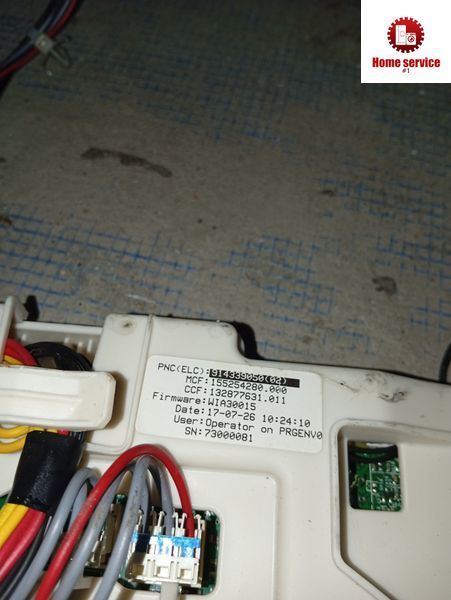Б/У Модуль управления стиральной машины Electrolux. 914339050 155254280.000 132877631.011 WIA30015 4171*E фото