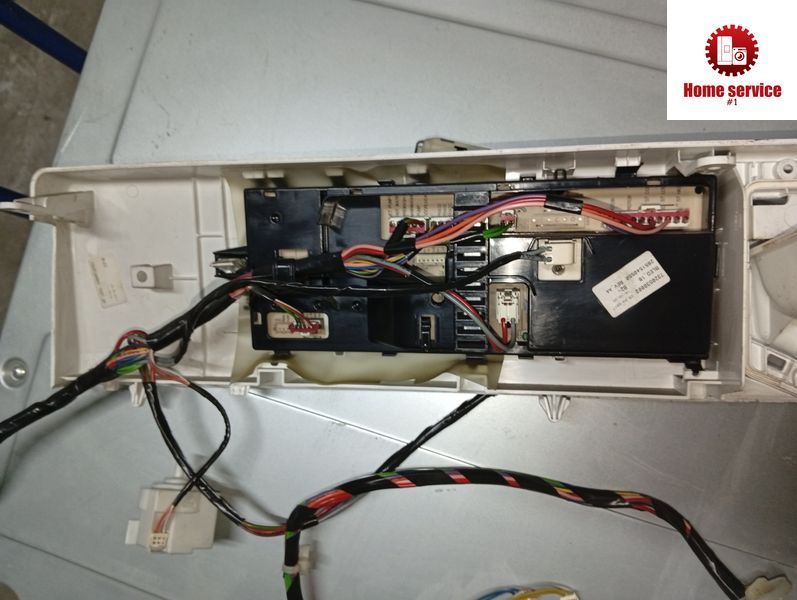 Вживаний модуль управління пральною машиною Beko. 7320530002 2851540550 3872*E фото