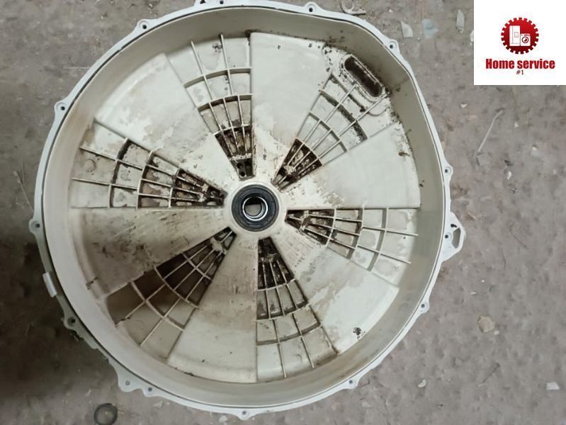 Б/У Задній півбак пральної машини LG . Прямий привід . Під подшипніки 6205,6206. 1518*E фото