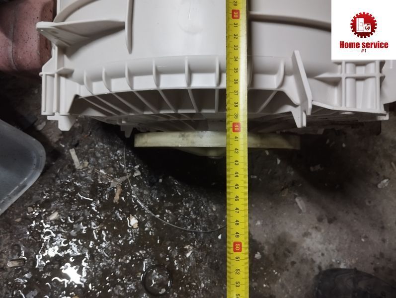 Б/У Бак в сборе на стиральную машину Whirlpool, Ariston, Indesit после замены подшипников .  210270624.00 2665*E фото