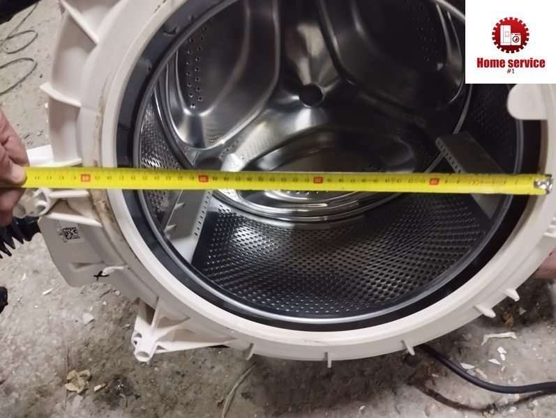 Б/У Бак в сборе на стиральную машину Whirlpool, Ariston, Indesit после замены подшипников .  210270624.00 2665*E фото
