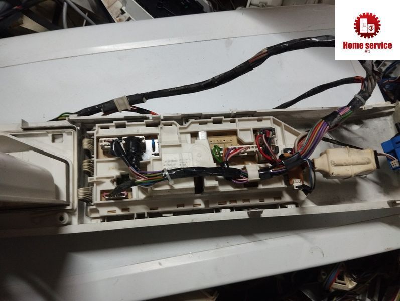 Б/У Модуль управления стиральной машины Beko 731121003 ML1526_07 2427907280 3514*E фото
