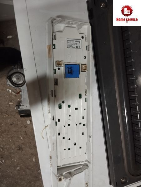 Б/У Модуль індикації 5560006637 на пральну машину Bosch 3166*E фото