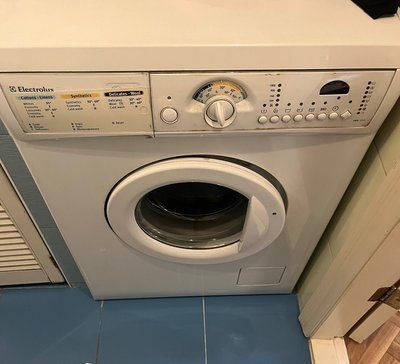 Б/У Розбирання пральної машини Electrolux EWS 1046 .  Запчастини до пральної машини Electrolux EWS 1046.  Electrolux EWS 1046 на запчастини. 2618*E фото