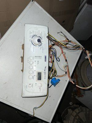 Б/У Модуль керування пральної машини Zanussi ZWQ76101 S/N WM081329182 3568*E фото