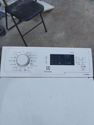 Б/У Модуль керування (комплект) на пральну машину Electrolux EWT1062TDW та інші моделі 2371*E фото