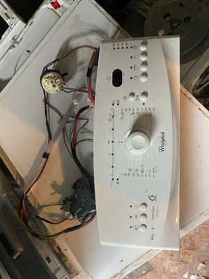 Вживаний модуль управління пральною машиною Whirlpool AWE 66710 Модель: 859376210041 400010595772 3929*E фото
