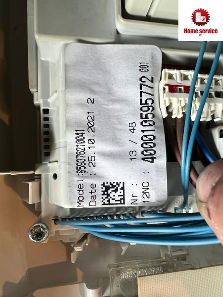 Вживаний модуль управління пральною машиною Whirlpool AWE 66710 Модель: 859376210041 400010595772 3929*E фото