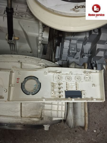Б/У Лицевая панель без модуля на стиральную машину lg 2571*E фото