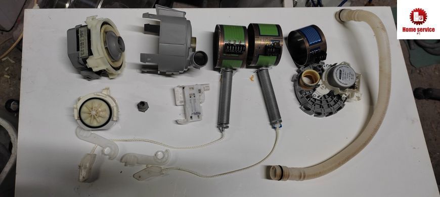 Запчастини на посудомийні машини Bosch  15743 фото