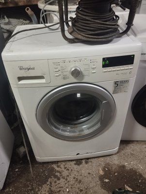 Уживані Запчастини на пральну машину Whirlpool AWSX 61011 .  Розбирання пральної машини Whirlpool AWSX 61011 .  Whirlpool AWSX 61011 на запчастини 3552*E фото