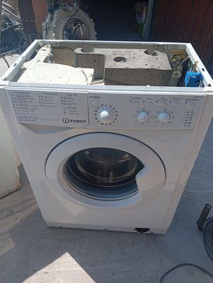 Б/У Запчасти на стиральную машину Indesit IWSC 51052 .Разборка стиральной машины Indesit IWSC 51052 .Indesit IWSC 51052 по запчастям 4231*E фото