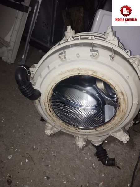Б/У Бак на стиральную машину Whirlpool. 461971409591 MG 074396 3571*E фото