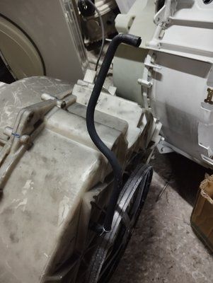 Б/У Патрубок воздухоотвода на бак пральної машини Bosch, Siemens 2673*E фото