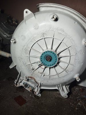 Б/В Бак на пральну машину Zanussi, Electrolux, Aeg після заміни опор. Під шліци .   129462731 129462730 3572*E фото