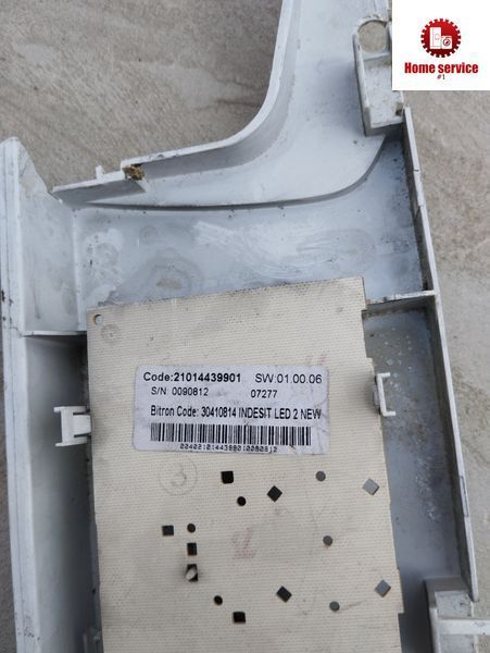 Б/У Модуль індикації для пральної машини Indesit Code:21014439901 SW:01.00.06 S/N: 0090812 072277 1960*E фото