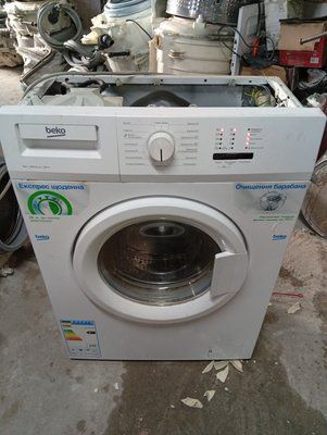 Вживані запчастини до пральної машини Beko WRS54P1 BWW.  Розбирання пральної машини Beko WRS54P1 BWW 3883*E фото