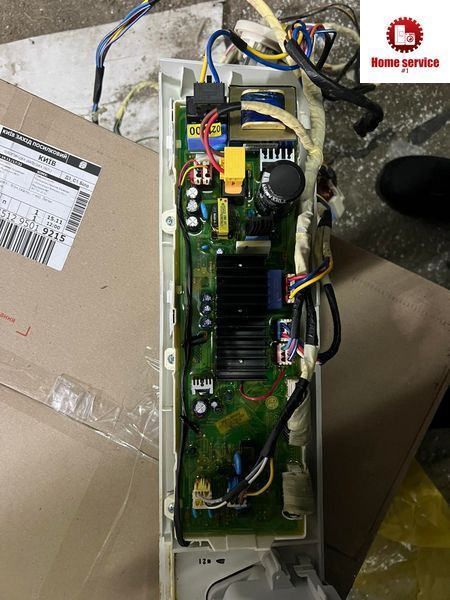 Б/У Модуль управления стиральной машини LG 6 кг . F1220ND 6870ЕС9275А-1 3524*E фото