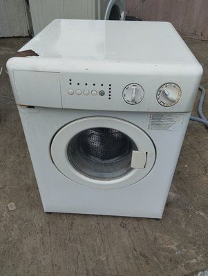 Б/У Розбирання пральної машини Zanussi FCS1020.  Запчастини на пральну машину Zanussi FCS1020 .  Zanussi FCS1020 за запчастинами 3325*E фото