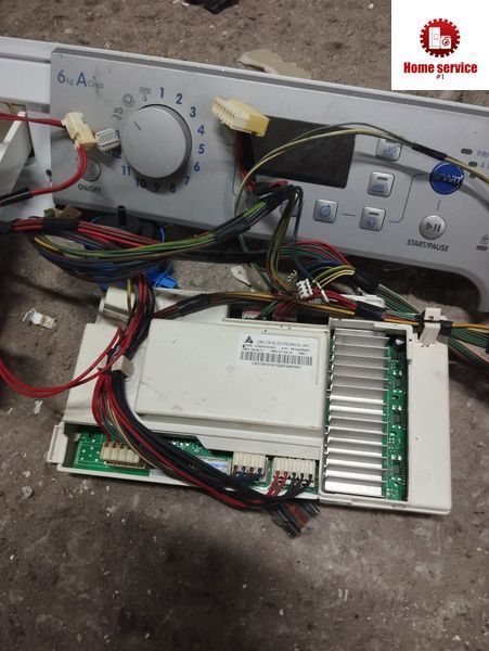 Б/У Модуль управления стиральной машины Indesit PWSE 6128 S и другие модели.  Code: 21501016102 S/N: 0919405663 FW1:16.00.11 FW2:01.04.16 3575*E фото