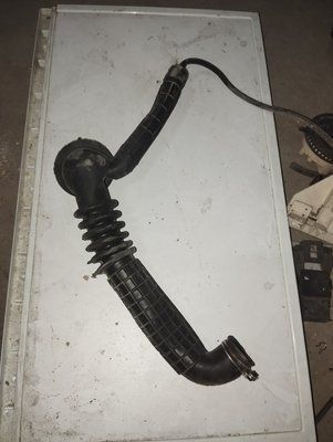 Б/У Патрубок для пральної машини Indesit - C00037654 / 482000073686 / 402009900 1583*E фото