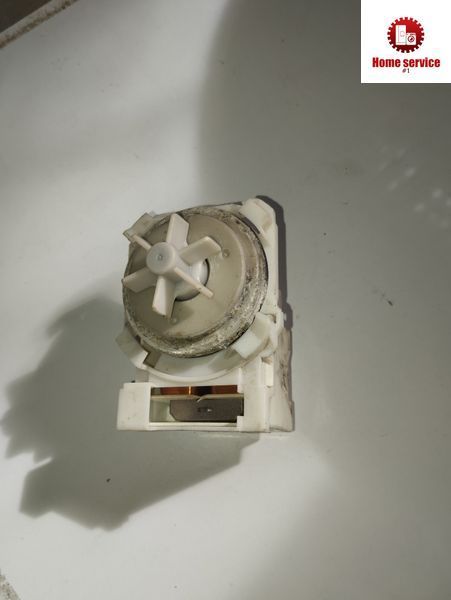 Б/У Насос зливний (помпа) 16002531300 AQSL1000PRA31 Hotpoint-Ariston KEBS 108/020A: зміцнюв. - 4 засувки, висновки - ззаду разом 1694*E фото