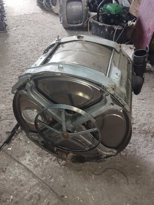 Б/У Бак на пральну машину Indesit, Ariston . Глибина бака 40 Діаметр посадки манжети 33.5 см . 3078*E фото