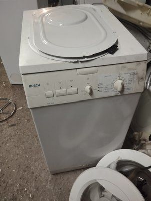 Б/У Запчастини на пральну машину Bosch WOL 1650 .  Розбирання пральної машини Bosch WOL 1650 .  Bosch WOL 1650 за запчастинами 3528*E фото
