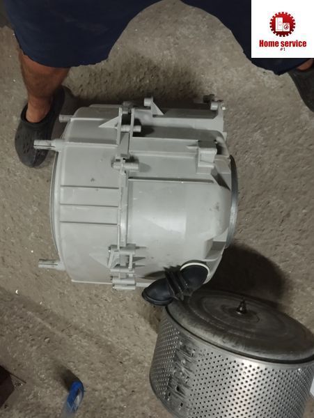 Б/У Бак на пральну машину Electrolux, Zanussi Aeg у відмінному стані. 132149211 124.965.7 3379*E фото