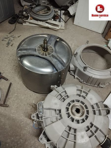 Б/У Бак на пральну машину Electrolux, Zanussi Aeg у відмінному стані. 132149211 124.965.7 3379*E фото