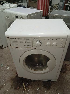 Б/У Запчасти на стиральную машину Indesit E2SC 2150 . Разборка стиральной машины Indesit E2SC 2150 .  Indesit E2SC 2150 по запчастям. 3653*E фото