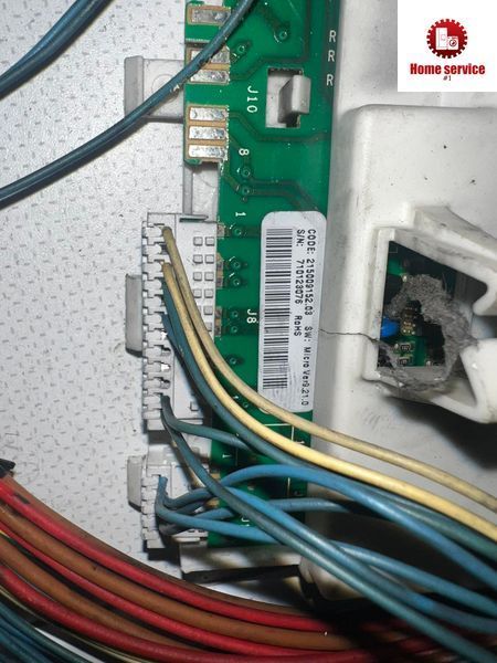 Б/У Модуль управления стиральной машинки indesit WISL62 Code215009152.03 710123076 3503*E фото