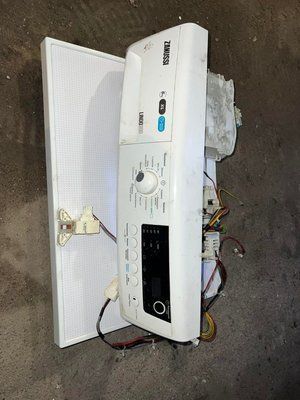 Б/У Модуль управління пральною машиною Zanussi ZFUG71000V Elux. assembly: 132731629A Elux. board:132731415A App. type:EUI09300SA Supplier code:455003110 Firmware vers.:UPA13100  SN: 61600048 CCF: 132877631.011 MCF: A05395701.000 User: Operator on PRENVO D 3630*E фото