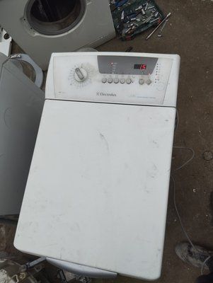 Б/У Запчастини на пральну машину Electrolux EWT 1021 .  Розбирання пральної машини Electrolux EWT 1021 .  Electrolux EWT 1021 за запчастинами 3480*E фото