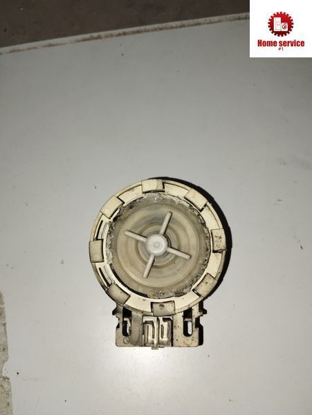 Б/У Насос 30W для Beko 2880400600, B20-6A01 1698*E фото