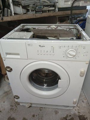 Вживані запчастини до пральної машини Whirlpool AWO/D 041.  Розбирання пральної машини Whirlpool AWO/D 041.  Whirlpool AWO/D 041 за запчастинами 3794*E фото
