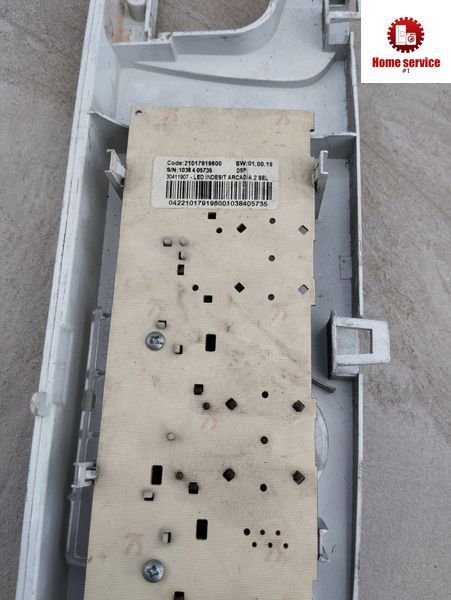 Б/У Модуль индикации для стиральной машины Indesit Code:21017919600 SW:01.00.19 S/N: 1038 4 05735   30411907 1972*E фото