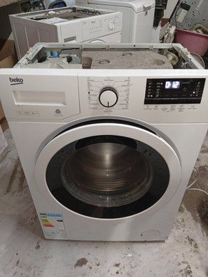Вживані запчастини до пральної машини Beko WKY1033PYLB3.  Розбирання пральної машини Beko WKY1033PYLB3.  Beko WKY1033PYLB3 за запчастинами 3795*E фото