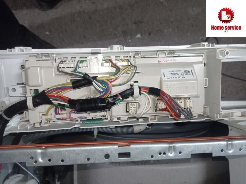 Б/У Модуль управления стиральной машины Grundig GWN 57442 C 1215*E фото