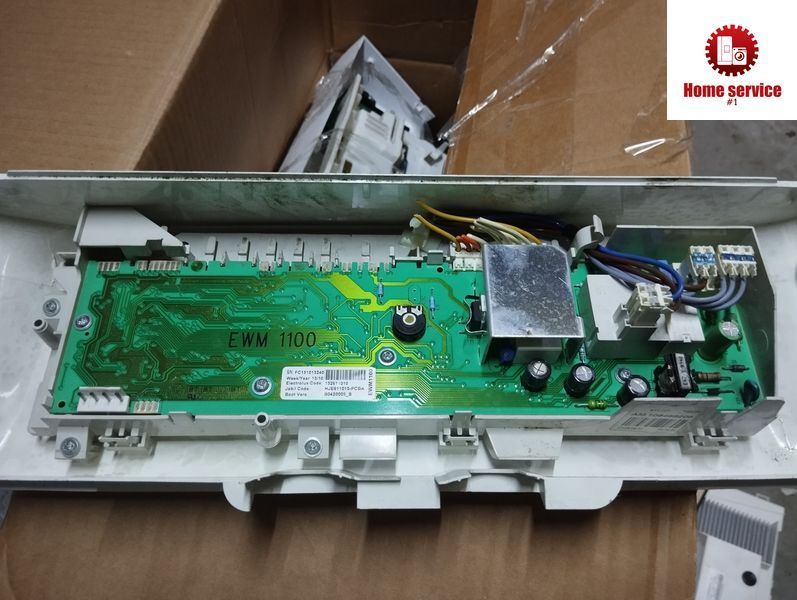 Б/У Модуль керування EWM1100 пральної машини Electrolux EWT 105210 W та інші моделі. S/N: FC131013240 Electrolux Code: 132611010 Jabil Code: HJE611010-PCBA Boot Vers B0420009_B 2839*E фото