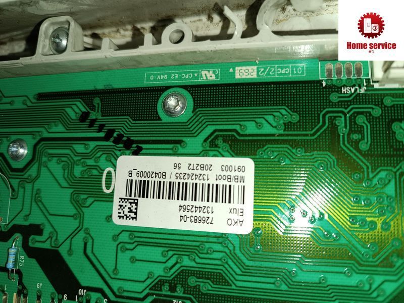 Б/У Модуль управління пральної машини Electrolux726683-04, 132442564 2988*E фото