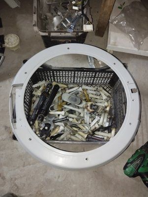 Б/У Внутрішнє обрамлення люка 250006730 пральної машини Ariston, Indesit 2705*E фото