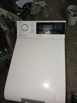 Б/У Запчасти на стиральную машину Electrolux EW7T3362U .  Разборка стиральной машины Electrolux EW7T3362U .  Electrolux EW7T3362U по запчастям 3704*E фото