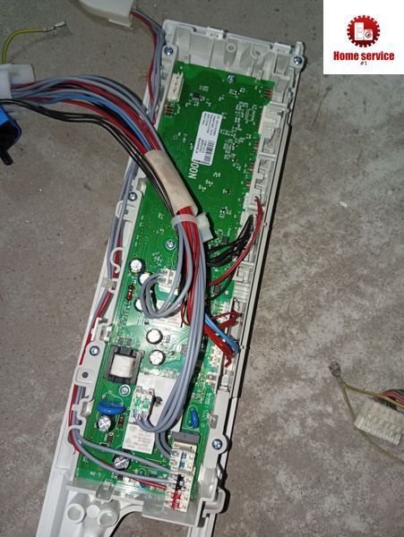 Вживаний модуль управління пральної машини Electrolux, Zanussi, AEG.VM121530882132611213B0420009_B 4264*E фото