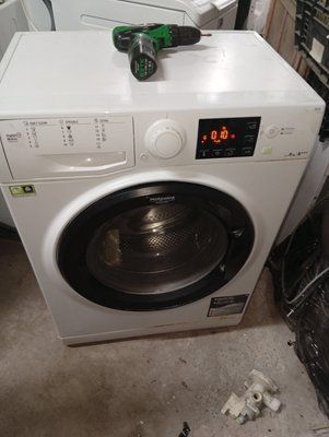Вживані запчастини до пральної машини Ariston RSSG 603.  Розбирання пральної машини Ariston RSSG 603.  Ariston RSSG 603 за запчастинами 4050*E фото