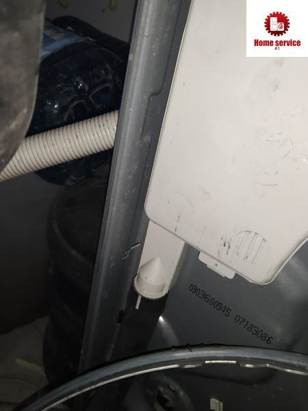 Блокиратор обратного хода MIELE в сборе.&nbsp;909558 909558 фото