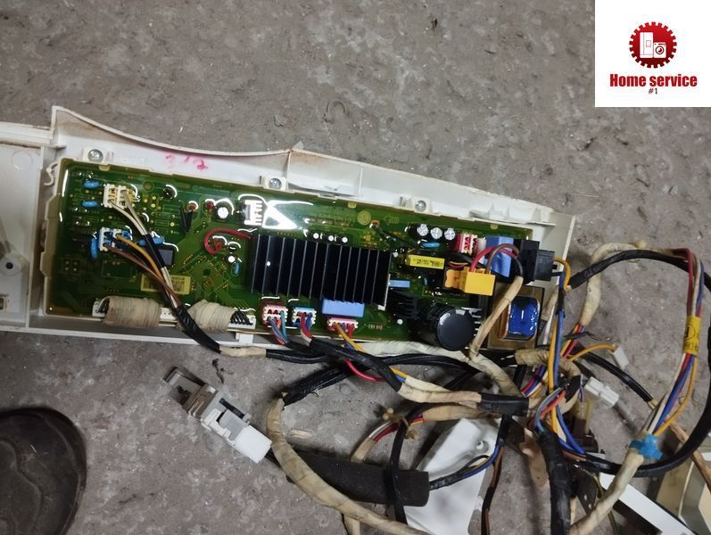 Б/У Модуль управления стиральной машины LG F1056MD и другие модели. 6871ER1081 6870EC9284C 3440*E фото